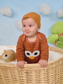 SHEIN Baby Boy Casual Cute Funny Family Matching Photoshoot Turkey Expression Colorful Tail Embroidered Textured Fabric Warm Jumpsuit Autumn Brown - Brown - View 7