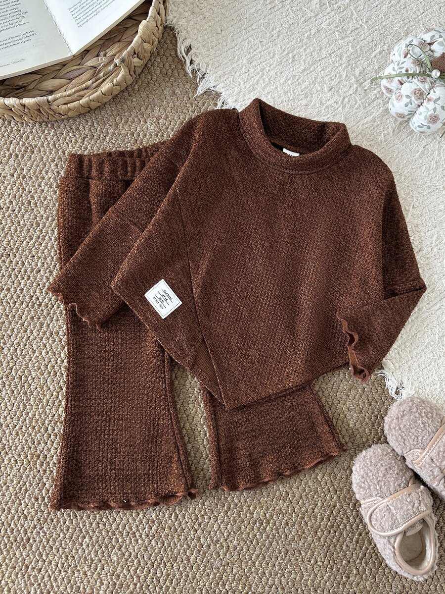 SHEIN Vintaside Kids 2件組幼兒女嬰上衣與喇叭褲套裝,優雅棕色荷葉邊紋理喇叭褲,長袖小立領,休閒款,適合假日、秋季、萬聖節、聖誕節 - 卡其色 - 查看 1