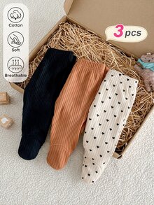 SHEIN 3件組新生兒嬰兒連腳褲 0-1歲，春秋款羅紋棉質內搭褲，純色與愛心印花，柔軟透氣嬰兒長褲 - 彩色 - 查看 1