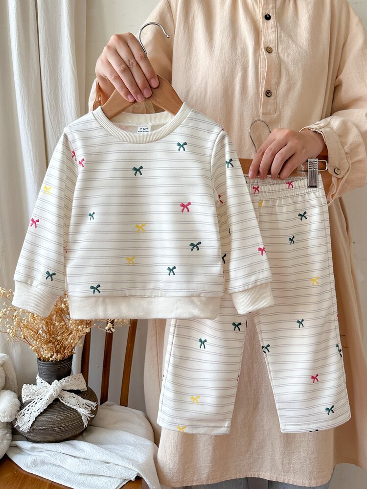 SHEIN Playful Pals Baby Girl Spring/Autumn Cream White Digital Stripe Print Long Sleeve Top & Matching Wide Leg Pants Set, Cute Comfortable Casual Outfit For Indoor And Outdoor Wear - Multicolor - View 3