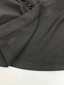 SHEIN PETITE ملابس علوية نسائية كاجوال بلون موحد مع ياقة وأكمام طويلة وأزرار أمامية فردية - الأسود - مشاهدة 10
