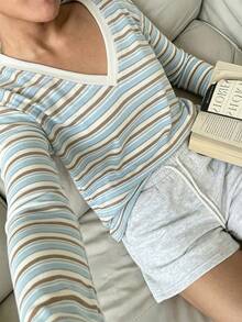 SHEIN 青少年女孩V領長袖上衣，街頭風寬鬆條紋印花，畢業假期派對，可愛休閒針織鬆弛款，秋季藍色 - 彩色 - 查看 9
