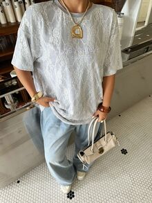 Muchica 大尺碼女款蕾絲拼接對比色字母刺繡T恤 灰色 夏季休閒性感都市女孩風 適合度假、約會之夜 - 彩色 - 查看 6