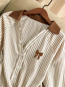 Resyla Áo blouse nữ cổ chữ V tay dài dáng rộng tối giản, họa tiết in kỹ thuật số kẻ sọc phối nơ, quà tặng cho bạn bè - Màu Khaki - Xem 3