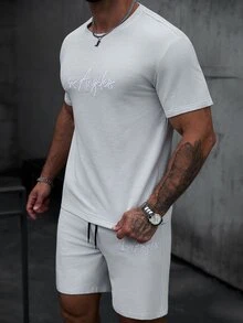 SLATEMANN Men's 2 Pieces Set Short Sleeve T-Shirt And Shorts, Light Grey Striped Jacquard Fabric, Slim Fit Embroidered Summer Streetwear City Break Outfit Set - Grey - View 4