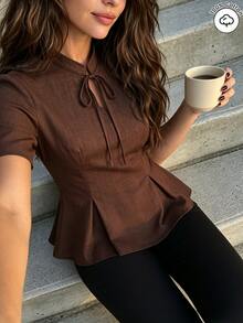 SHEIN PariChic 女款新中式立領領結短袖上衣，復古法式優雅深棕色收腰荷葉邊短版上衣，適合早午餐與夏季穿搭 - 棕色 - 查看 7