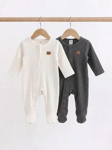 SHEIN Newborn Baby Patch Design Long Sleeve Zipper Front Sleepwear Romper Set - Multicolor - View 1