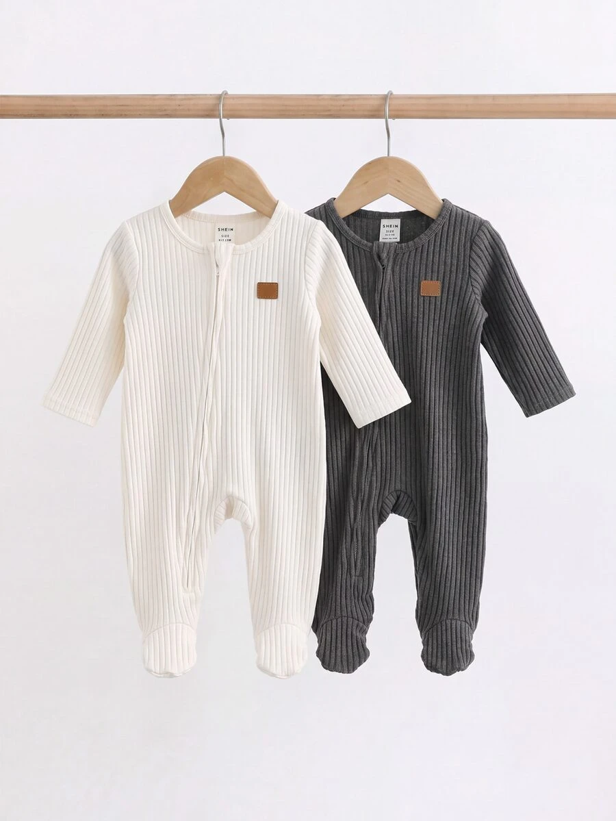 SHEIN Newborn Baby Patch Design Long Sleeve Zipper Front Sleepwear Romper Set - Multicolor - View 1