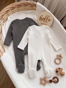 SHEIN Newborn Baby Patch Design Long Sleeve Zipper Front Sleepwear Romper Set - Multicolor - View 2