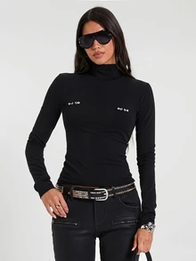 ROMWE Autumn/Winter Y2K Hot Girl Solid Color Versatile Stud Decor Fitted Long Sleeve T-Shirt Base Layer - Black - View 1