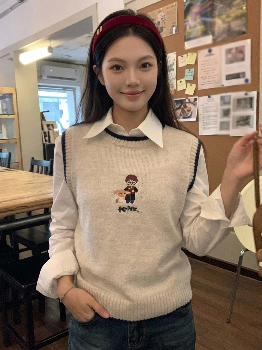 DAZY Women's Colorblock Letter Cartoon Pattern Casual Daily Knit Vest Fall - Apricot - View 1