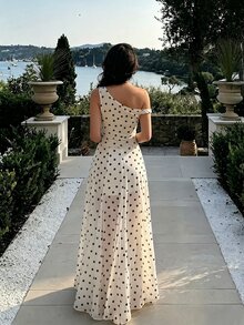 SHEIN PariChic 女款夏季不對稱肩無袖A字裙，數位印花波點彈性網布洋裝，優雅派對度假穿搭，上班通勤穿著 - 杏色 - 查看 8