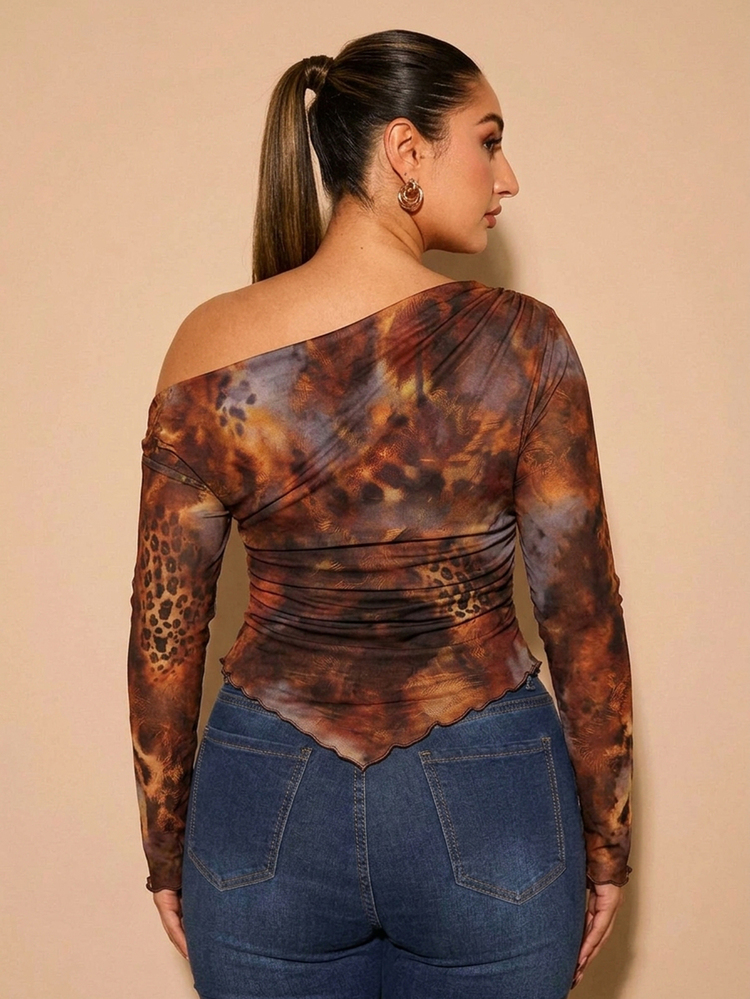 SHEIN BAE Plus Size Leopard Print Long Sleeve Asymmetrical Shoulder T-Shirt - Multicolor - View 2