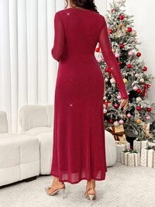 SHEIN فستان أنيق للحوامل بأكمام طويلة مزين بالراينستون والترتر - عنابي اللون - مشاهدة 2