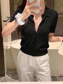 Strévra 女款夏季翻領V領通勤短袖針織上衣 - 黑色 - 查看 4