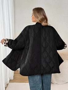 SHEIN CURVE+ Jaket Tebal Berlapis Ukuran Besar dengan Kantong Motif Leopard Lengan Panjang Hitam Musim Dingin - Hitam - View 4