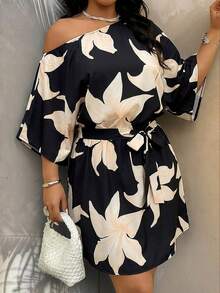 Weeklong Gaun Mini Motif Bunga untuk Wanita Ukuran Plus, Cocok untuk Liburan Musim Semi/Panas, dengan Bahu Asimetris dan Pinggang yang Diikat. - MultiWarna - View 5