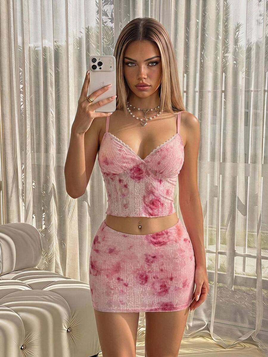 SHEIN ICON 2pcs/Set Fitted Lace Tie Dye Print Camisole And Mini Bodycon Skirt - Pink - View 1