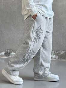 SHEIN Kids Tween Boy Casual Daily Versatile Comfortable Grey Embroidered Pattern Printed Straight Leg Loose Fit Sweatpants, Suitable For Back To School, Birthday Party, Evening Event, Performance, Wedding, Baptism, Opening Ceremony And Other Occasions, Comfortable For Daily Wear, Suitable For School, Travel, Sports, Suitable For Spring, Summer, Autumn, Winter. - Grey - View 1