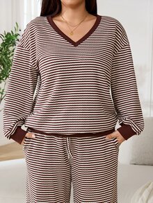 Solflare 大尺碼女款 V 領條紋長袖上衣與長褲休閒日常兩件套 - 彩色 - 查看 6