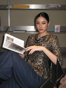 DAZY Autumn/Winter Gold Brown Leopard Print Ruched Neck Flared Sleeve Cinched Waist Ruffle Hem Elegant Party Date Wedding Banquet Commute Women's T-Shirt - Brown - View 3