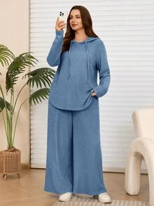Rosumi 2件組大尺碼女款灰色秋季修身休閒居家連帽衛衣與寬腿口袋長褲套裝，優雅端莊日常穿搭 - 藍色 - 查看 1