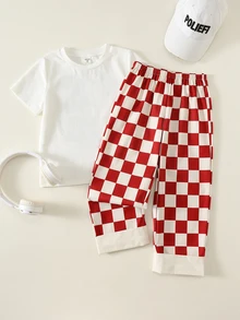 SHEIN 2pcs/Set Kids Young Boy Autumn/Winter Street Style Crew Neck Short Sleeve T-Shirt & Red Checkerboard Checkered Long Pants Two Pieces Outfit Boys T-Shirt Set - Multicolor - View 2