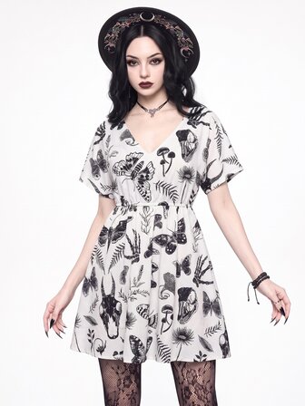 Robe A-Line à Col V Imprimé Crâne Gothique Sombre & Floral Coupe Slim