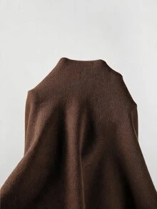 SHEIN 新款米白色V領針織上衣，對比黑色波浪荷葉邊飾邊，喇叭荷葉袖口 - 咖啡棕 - 查看 4