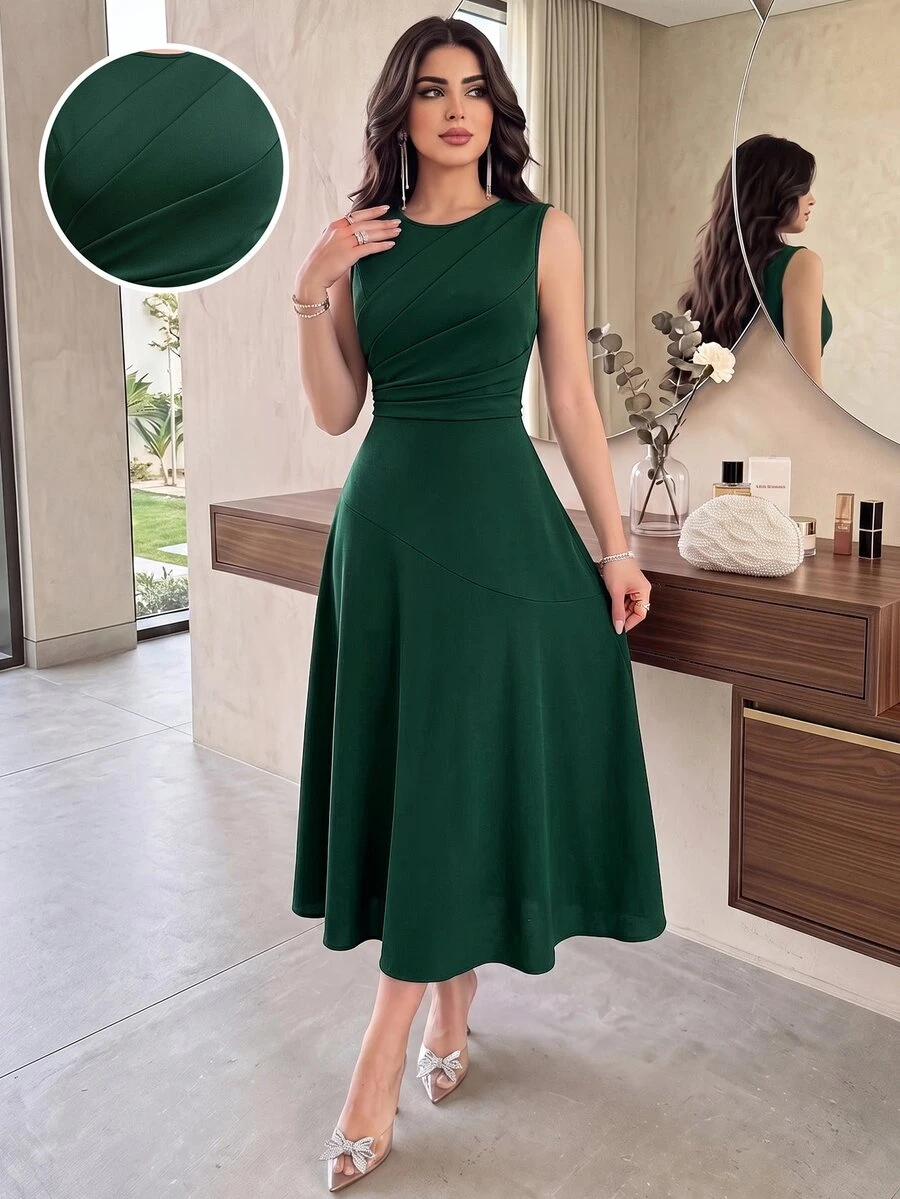 Modelyn Women's Solid Color Round Neck Pleated Design Sleeveless Elegant Dress