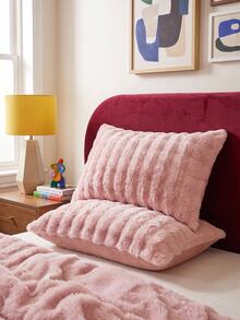 2pcs Pink Plush Flannel Pillowcases, Modern Decorative Long Pillow Covers, Suitable For Winter, Soft And Warm, Machine Washable, Pillow Insert Not Included - Pink - View 8