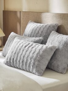 2pcs Light Gray Plush Pillow Covers, Modern Luxury Winter Decorative Pillowcases, Long Pillow Covers, Suitable For Bed And Sofa, Soft And Warm, Machine Washable, Pillow Insert Not Included - Light Grey - View 4
