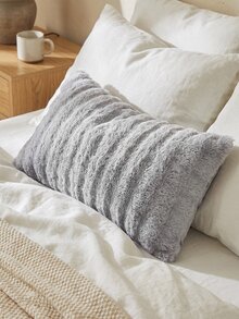 2pcs Light Gray Plush Pillow Covers, Modern Luxury Winter Decorative Pillowcases, Long Pillow Covers, Suitable For Bed And Sofa, Soft And Warm, Machine Washable, Pillow Insert Not Included - Light Grey - View 8