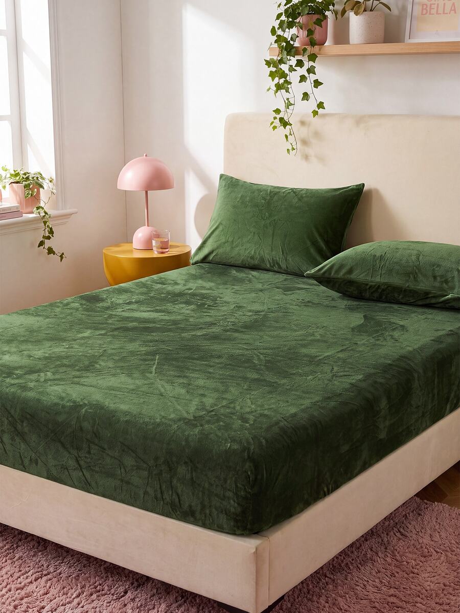 2/3pcs Green Velvet Bedding Set, Warm And Soft, Solid Color Velvet Fitted Sheet Set, Available Sizes: Extra Large, Large, Standard Double, Twin, Luxury Ultra Soft Comfortable Base Fabric, 11.8 Inch Deep Pocket Design, Suitable For Autumn, Winter, Spring. Set Includes 1 Fitted Sheet And 1/2 Pillowcases, Dorm Bedding, Back To School Bedding. - Army Green - View 1