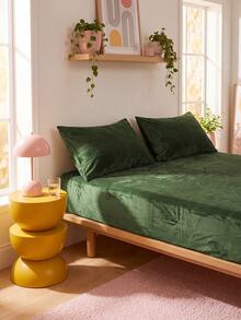 2/3pcs Green Velvet Bedding Set, Warm And Soft, Solid Color Velvet Fitted Sheet Set, Available Sizes: Extra Large, Large, Standard Double, Twin, Luxury Ultra Soft Comfortable Base Fabric, 11.8 Inch Deep Pocket Design, Suitable For Autumn, Winter, Spring. Set Includes 1 Fitted Sheet And 1/2 Pillowcases, Dorm Bedding, Back To School Bedding. - Army Green - View 7