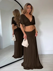 TRNVIE Conjunto de dos piezas de mujer con top de malla de cuello en V y falda larga en color blanco albaricoque, de moda para primavera/verano - Marrón Mocha - Ver 1