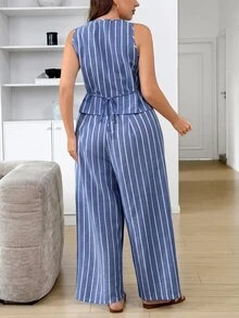 Easowa Curve Plus Size Women's Cotton Linen Striped 2 Pieces Set Square Neck Striped Button Vest And Pants Suitable For Dating, Vacation, Party, Daily Wear, Gathering, Outdoor Activities - Blue - View 2