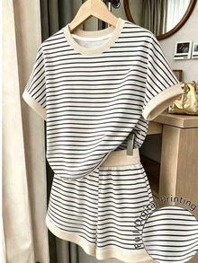 Kids Tween Girl Casual Minimalist Cartoon Graphic Short Sleeve T-Shirt And Shorts 2-Piece Set, Suitable For Summer Holiday Vacation Blue And White - Multicolor - View 4