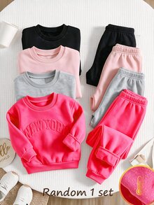 SHEIN Explorewe 2 件年轻女孩休闲简约运动装 - 圆领宽松植绒字母长袖运动衫和松紧腰纯色保暖内衬运动裤，秋冬 - 玫紅色 - 查看 1