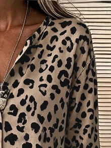RosyDaze Leopard Print Digital Print Fashion Casual Regular Fit Women's Long Sleeve Shirt - Multicolor - View 3