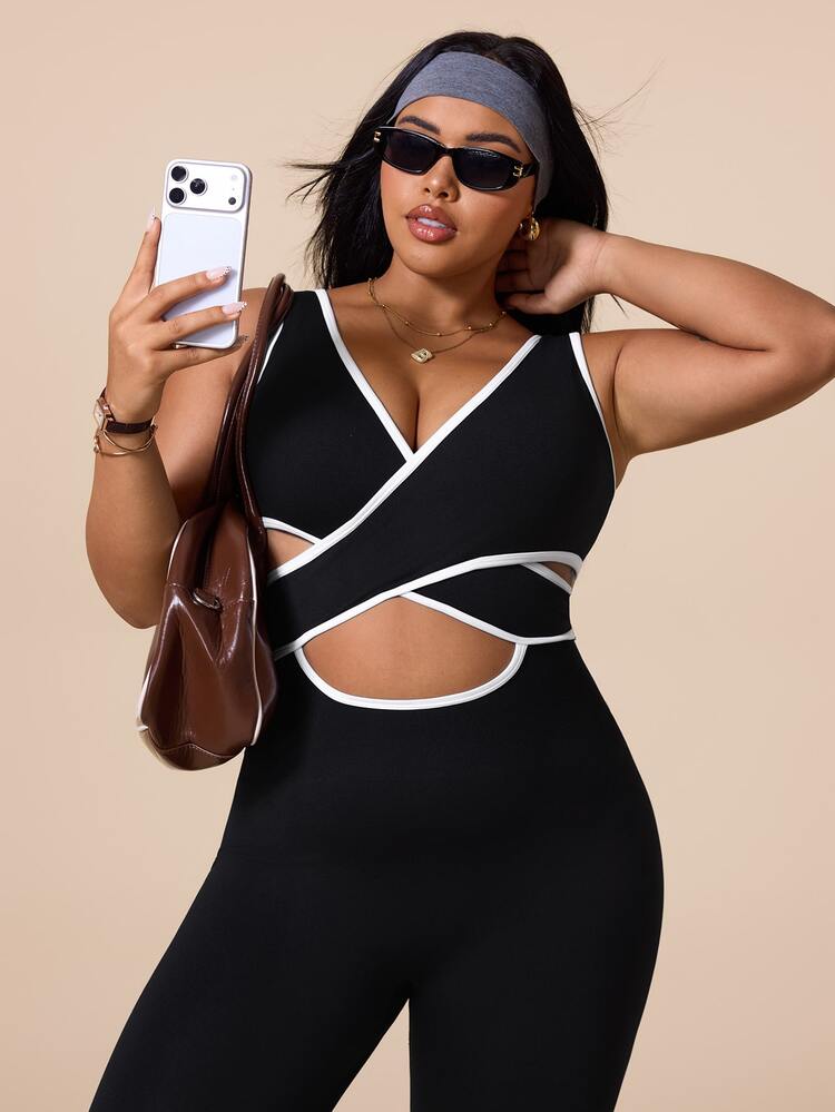 SHEIN Rhythm Era Jumpsuit Atletik Wanita Ukuran Plus dengan Potongan dan Blok Warna - Hitam - View 3