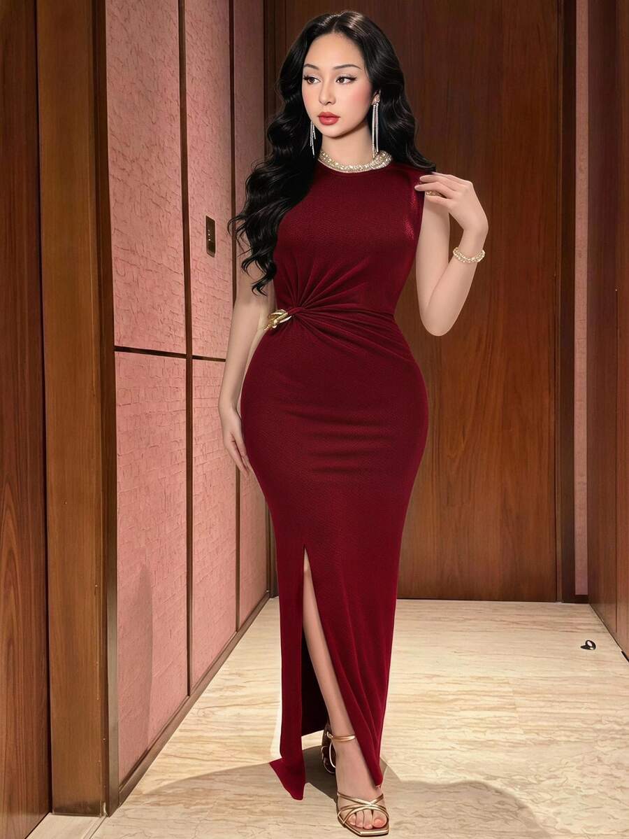 Feyla New Design Padded Shoulder Ruched Cinched Waist Elegant Metal Chain Decor Party Dress