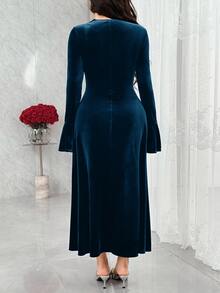 Feyla Elegant Velvet High Cinched Waist Design Niche Waist Cinching Dress - Lake Blue - View 6
