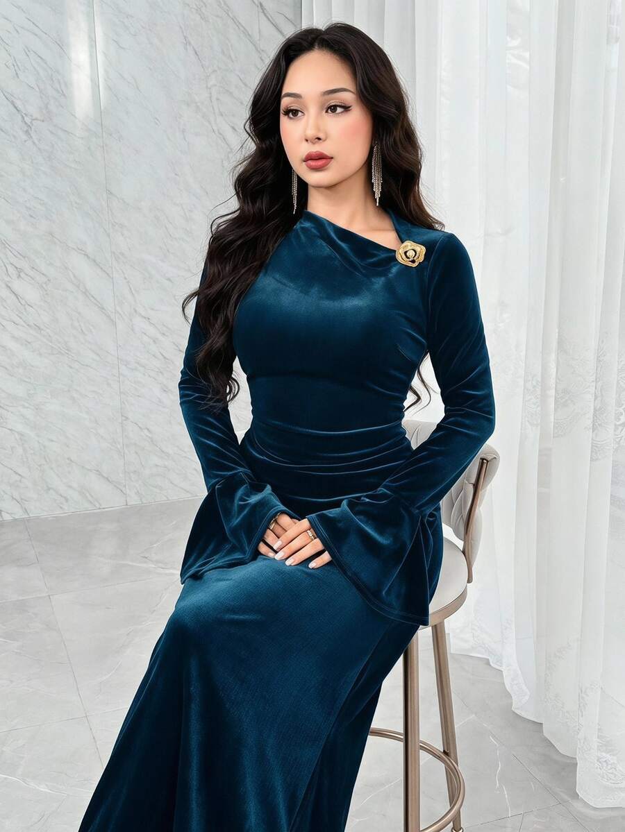 Feyla Elegant Velvet High Cinched Waist Design Niche Waist Cinching Dress - Lake Blue - View 1