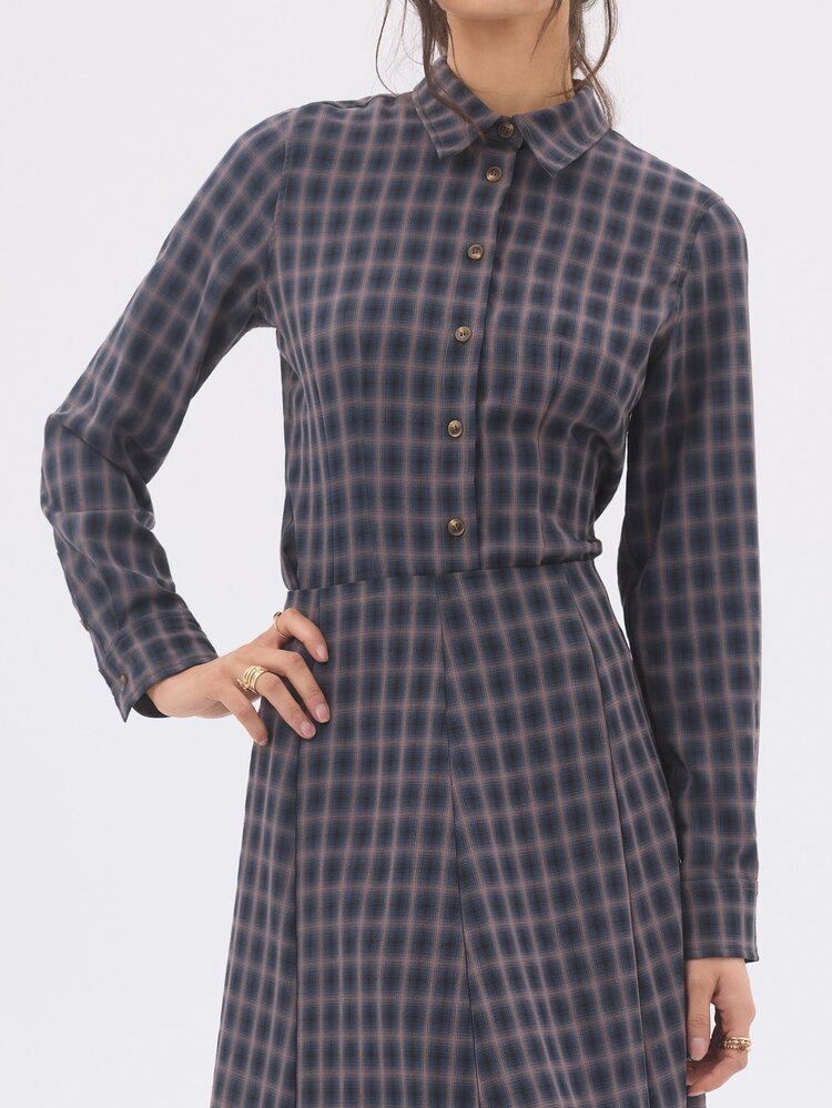 KÆRIA Hus High Waist A-Line Maxi Skirt - Refined Stretch Woven - Navy Brown Check , Tailored - Blue - View 4