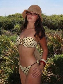SHEIN Swim Springbreak Women Beachwear Summer Outfits For Women, Random Print Bandeau Bikini Set With Metal Decor, Sexy - Multicolor - View 1
