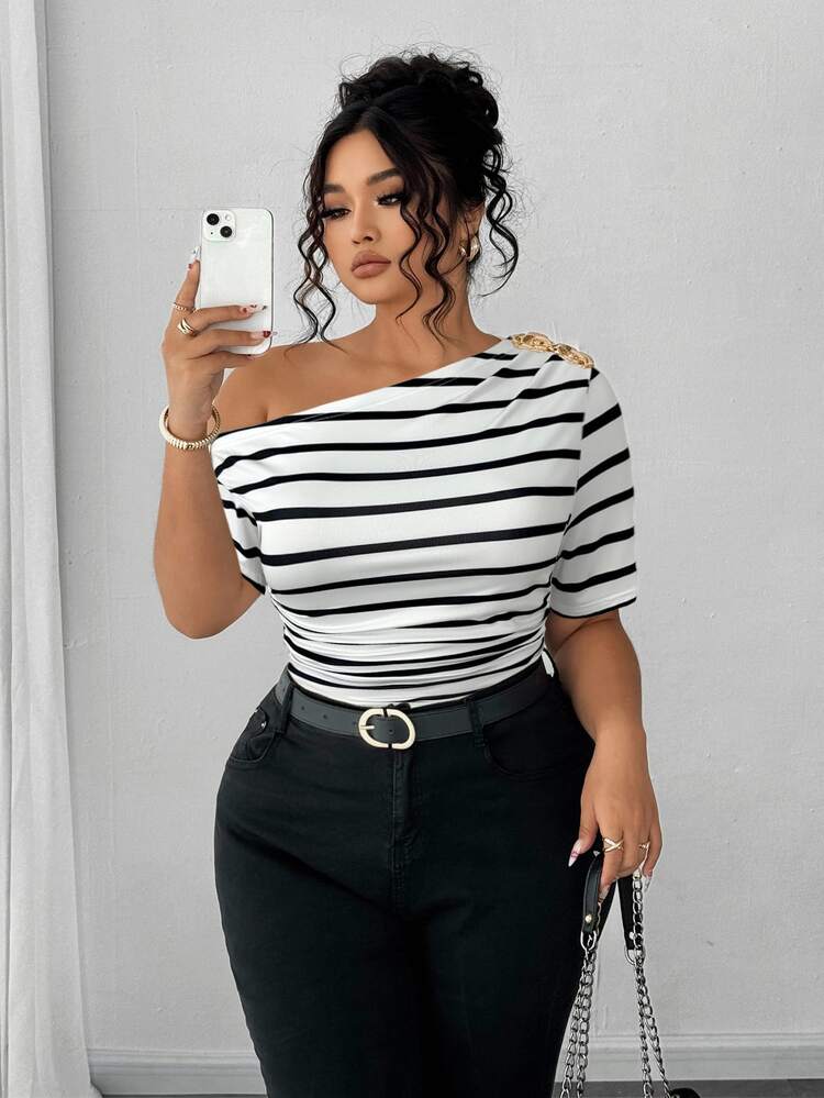 Elenzga Plus Size Women Elegant Versatile Personalized Fashion Casual Commute Cold Shoulder Top - Black and White - View 2