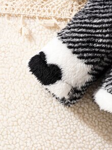 Baby Girl Fuzzy Hooded Jacket, Cute Heart Print Plaid Plush Coat, Autumn Winter Long Sleeve Button Up Outwear For Toddler Infant - Black and White - View 6