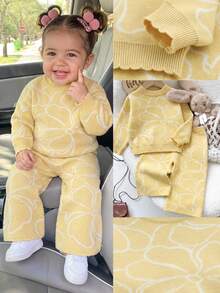 SHEIN Baby Girls Autumn & Winter Floral Jacquard Knitted Sweater Set, White & Yellow Line Drawing Flower Petal Hem, Soft & Comfortable, Suitable For School & Vacation - Multicolor - View 1