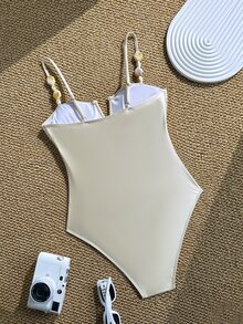 SHEIN Swim 女士优雅复古硬币装饰细肩带纯色不对称串珠荷叶边露背修身连体泳衣，适合海滩和度假，春夏款 - 香檳色 - 查看 6